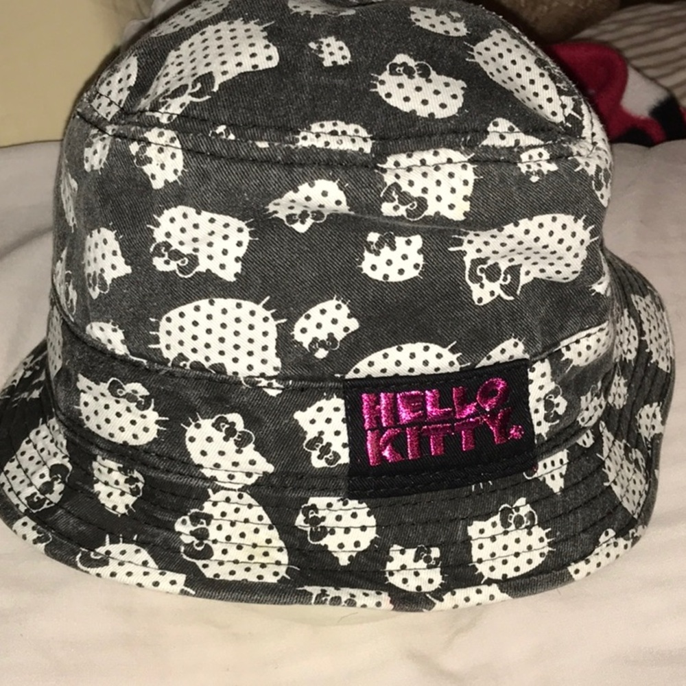 Girls hello kitty bucket hat - Picture 1 of 4